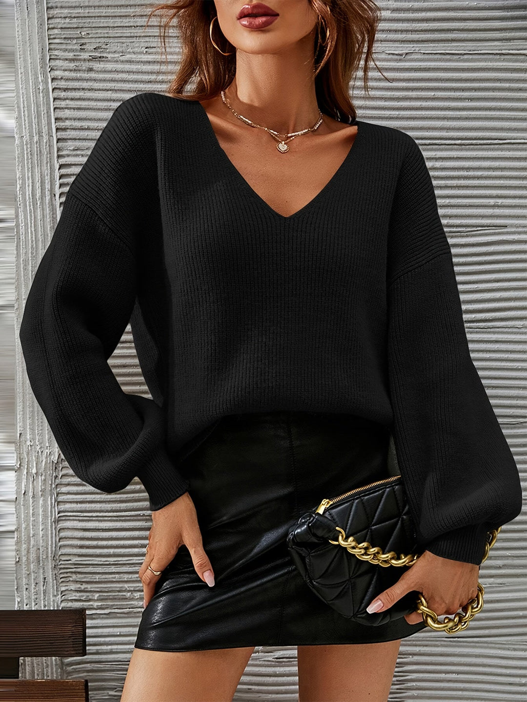 June | Ribbed V-Neck Sweater