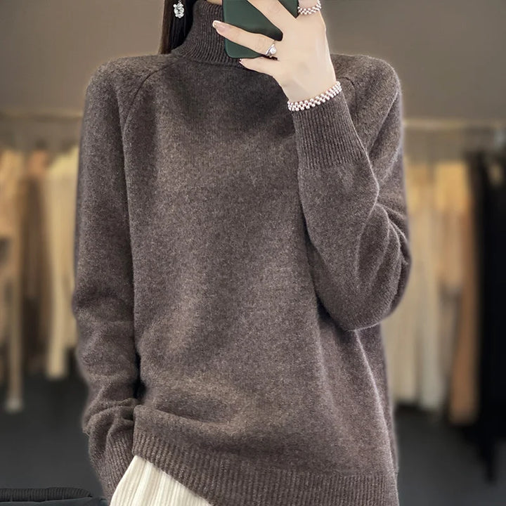 Alice | Sweater with High Collar