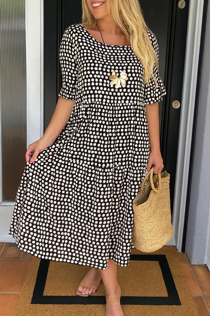 Zerelle | Elegant Short Sleeve Midi Dress