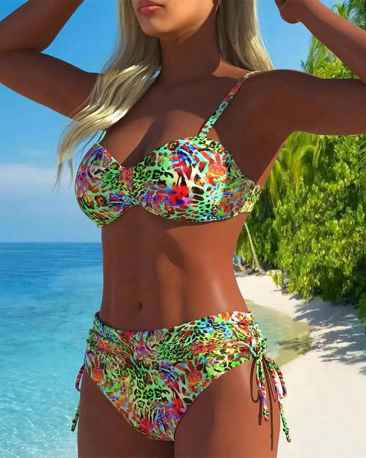 Eye-catching Two-Piece Swimsuit with Leopard Print