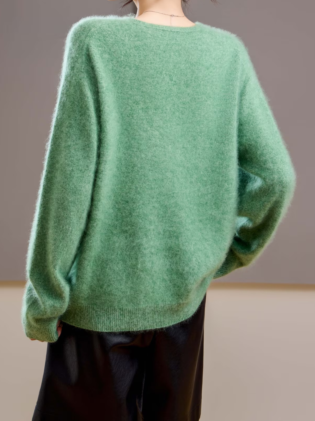 Élise | Brushed V-Neck Sweater