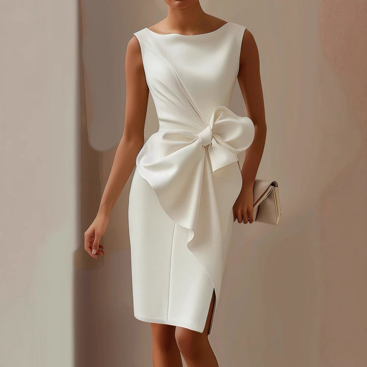 Quinnie | Sculpted Sleeveless Statement Dress