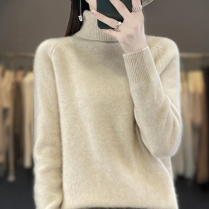 Alice | Sweater with High Collar