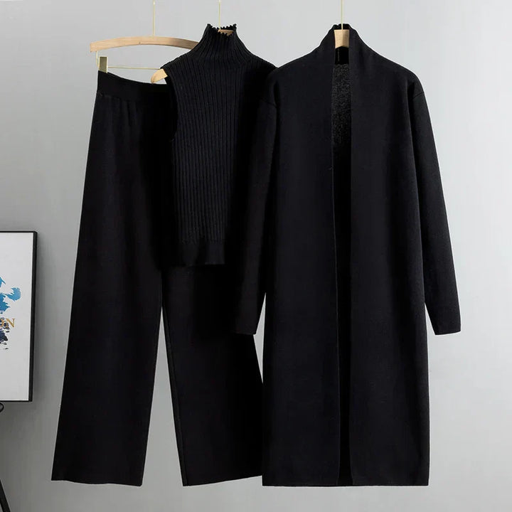 Helena™ | Set of 3 Classic Outfits