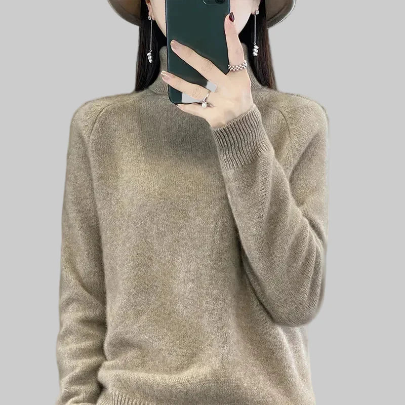 Alice | Sweater with High Collar
