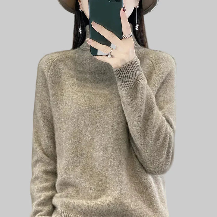 Alice | Sweater with High Collar