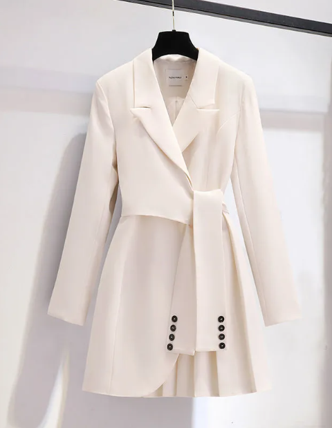 Kaliryn | Elegant Belted Coat