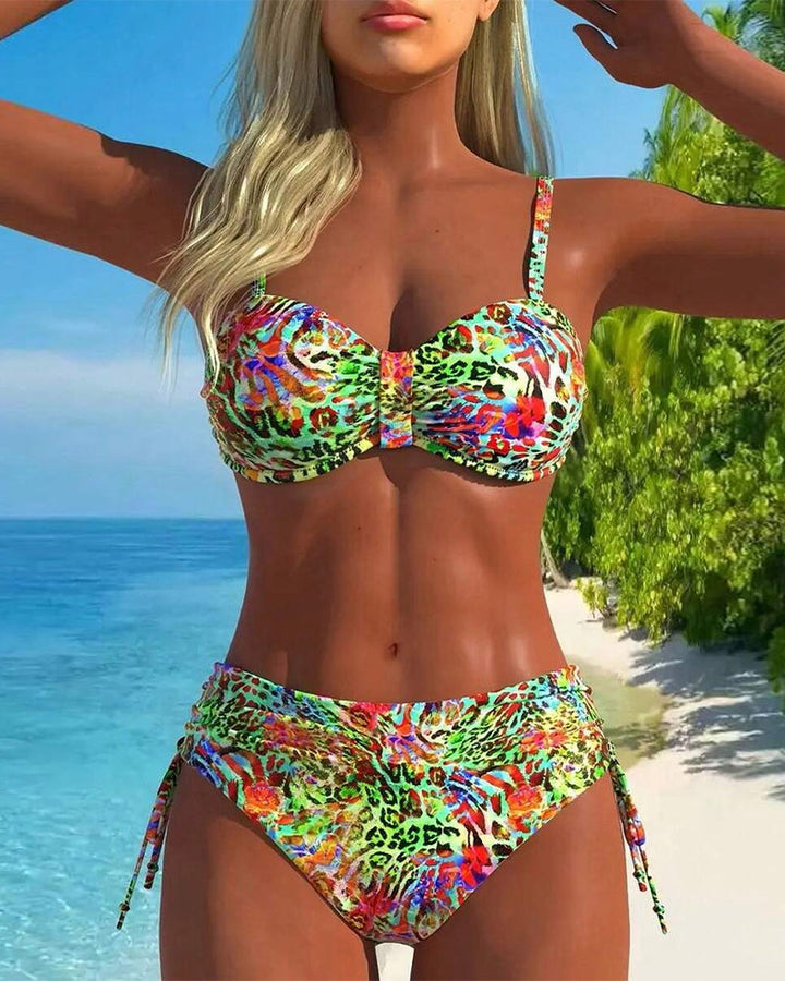 Eye-catching Two-Piece Swimsuit with Leopard Print