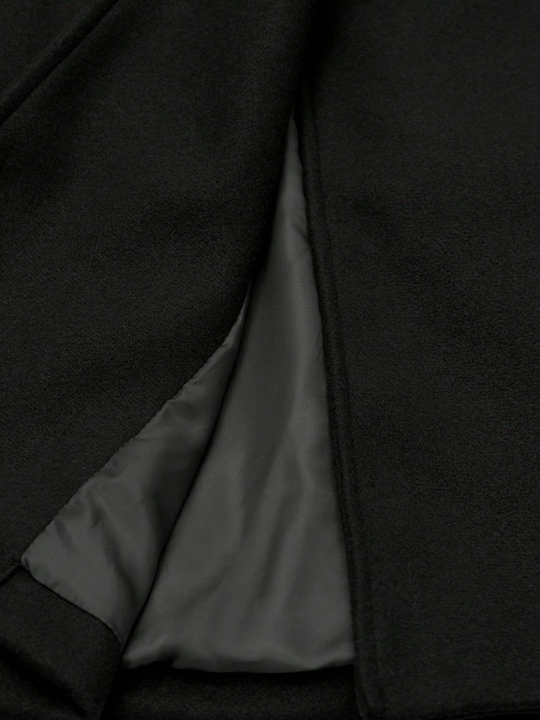 Serine | Elegant Two-Tone Coat