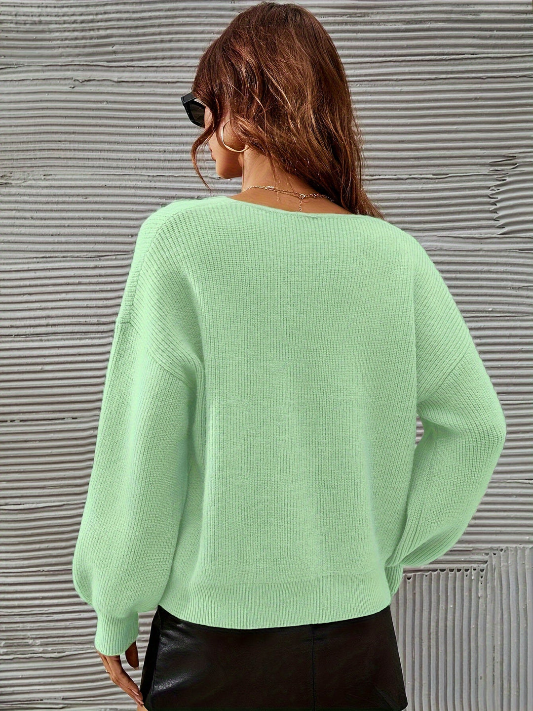 June | Ribbed V-Neck Sweater