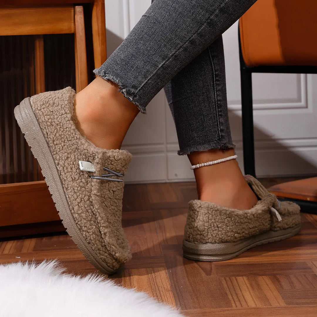 Luna | Cozy Teddy Slippers
