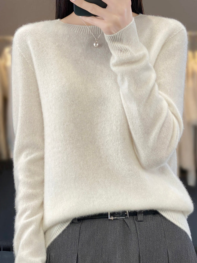 Isabelle | Classic Round Neck Sweater