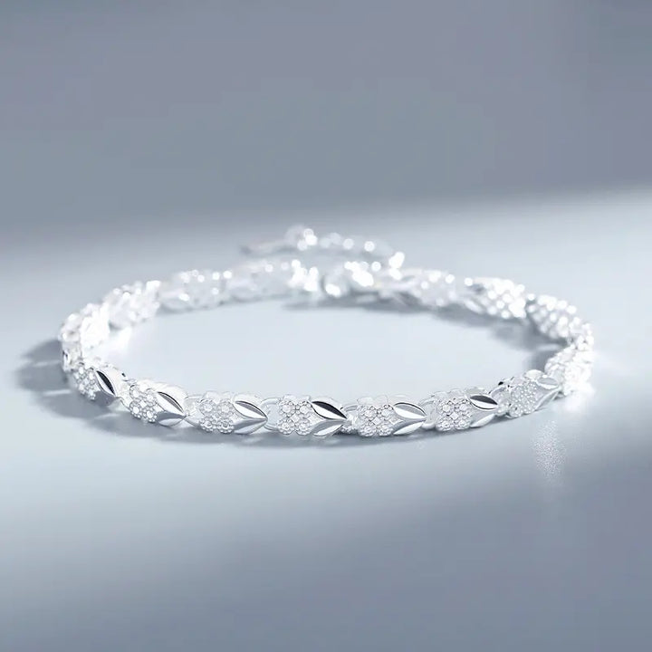 Kelara - Sparkling Link Bracelet