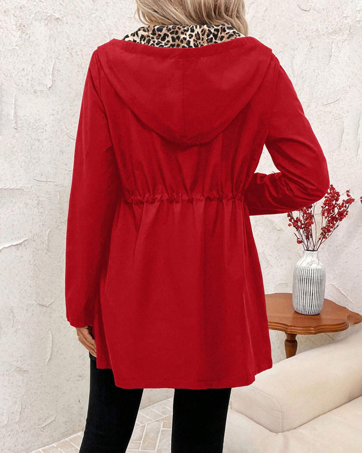 Megan | Chic Leopard Print Coat